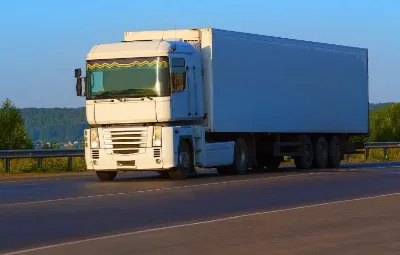 Adana ile Kuşadası Arası Öğrenci Eşyası Taşıma